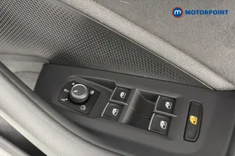 Volkswagen Passat R-Line Automatic Petrol Plug-In Hybrid Estate - Stock Number (1669019) - 19th supplementary image