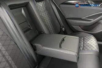 Volkswagen Passat R-Line Automatic Petrol Plug-In Hybrid Estate - Stock Number (1669019) - 26th supplementary image