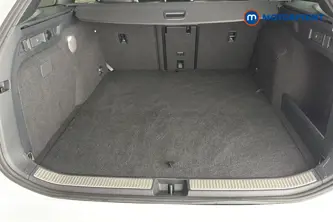 Volkswagen Passat R-Line Automatic Petrol Plug-In Hybrid Estate - Stock Number (1669019) - 30th supplementary image