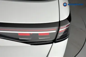 Volkswagen Passat R-Line Automatic Petrol Plug-In Hybrid Estate - Stock Number (1669019) - 36th supplementary image