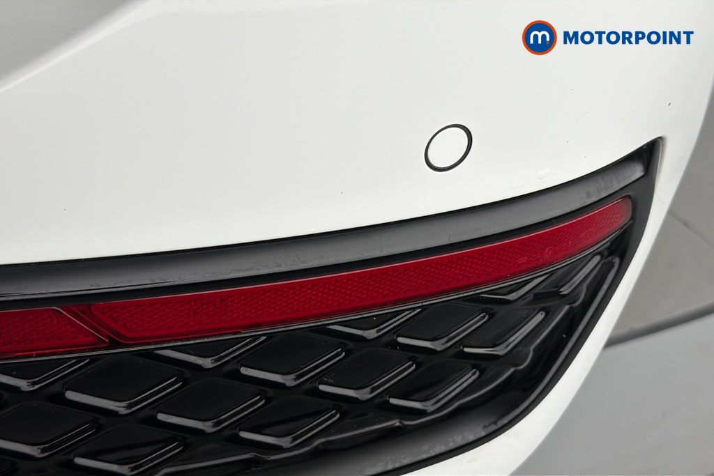 Volkswagen Passat R-Line Automatic Petrol Plug-In Hybrid Estate - Stock Number (1669019) - 39th supplementary image