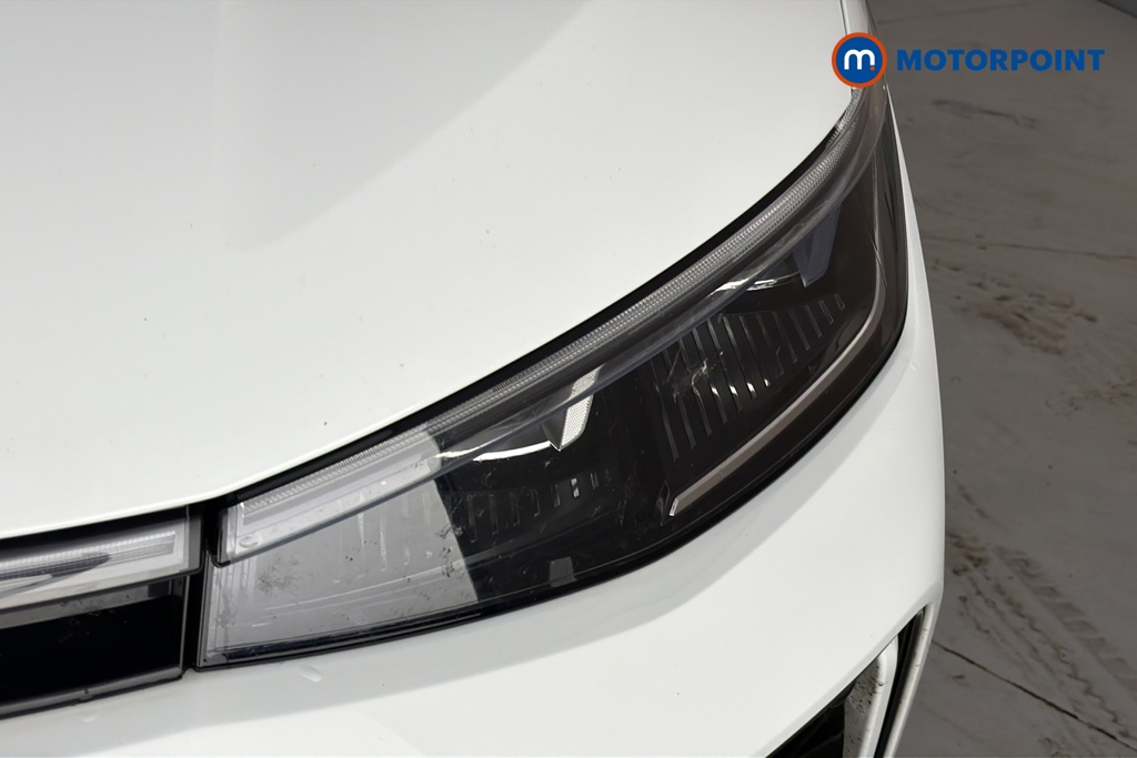 Volkswagen Passat R-Line Automatic Petrol Plug-In Hybrid Estate - Stock Number (1669019) - 42nd supplementary image