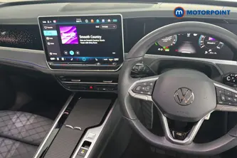Volkswagen Passat R-Line Automatic Petrol Plug-In Hybrid Estate - Stock Number (1669019) - 1st supplementary image