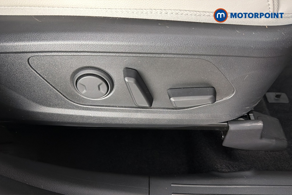 Hyundai Tucson Ultimate Automatic Petrol-Electric Hybrid SUV - Stock Number (1669294) - 23rd supplementary image
