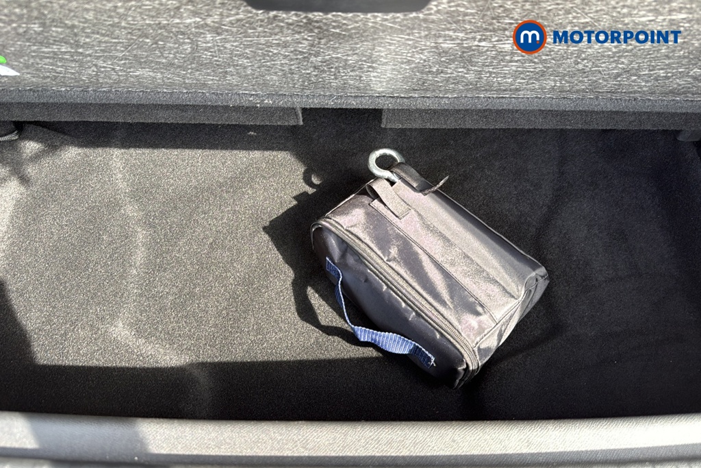 Peugeot 5008 Allure Premium Automatic Petrol SUV - Stock Number (1669422) - 33rd supplementary image