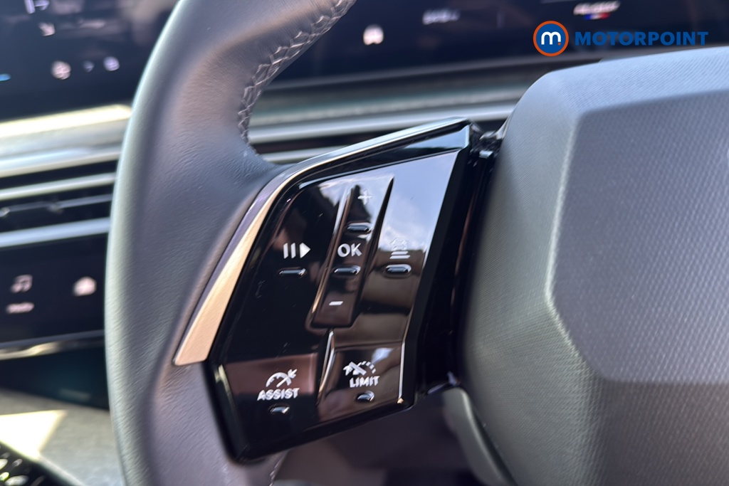 Peugeot 5008 Allure Premium Automatic Petrol SUV - Stock Number (1669445) - 4th supplementary image