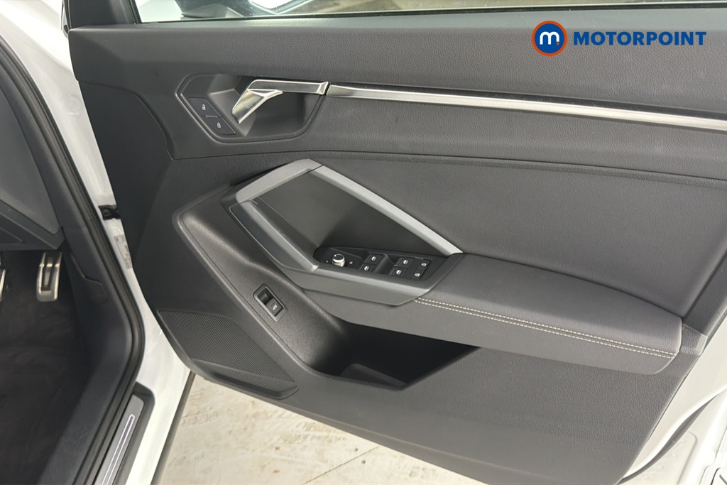Audi Q3 S Line Automatic Petrol SUV - Stock Number (1669601) - 18th supplementary image