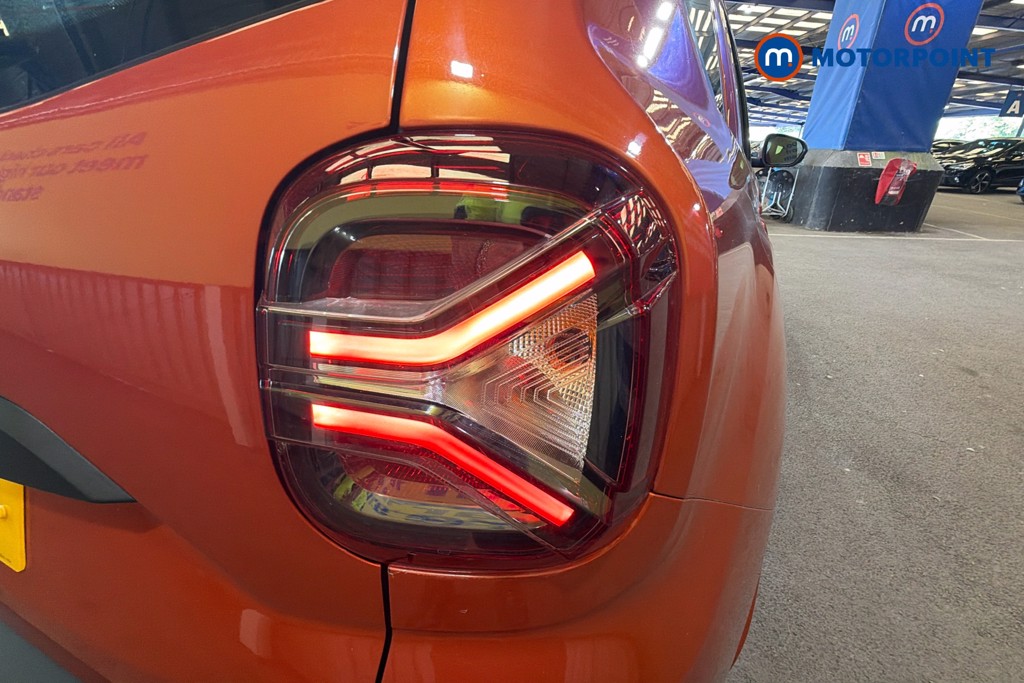 Dacia Duster Expression Manual Petrol SUV - Stock Number (1629172) - 38th supplementary image