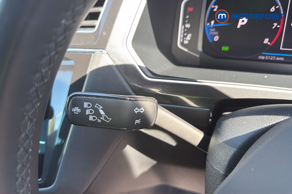 Volkswagen Tiguan R-Line Automatic Petrol SUV - Stock Number (1645662) - 6th supplementary image