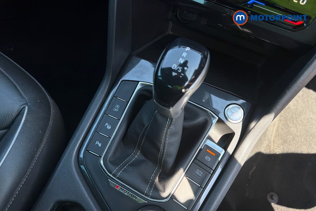 Volkswagen Tiguan R-Line Automatic Petrol SUV - Stock Number (1645662) - 15th supplementary image