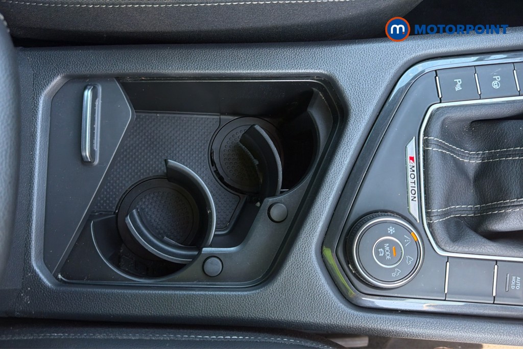 Volkswagen Tiguan R-Line Automatic Petrol SUV - Stock Number (1645662) - 16th supplementary image
