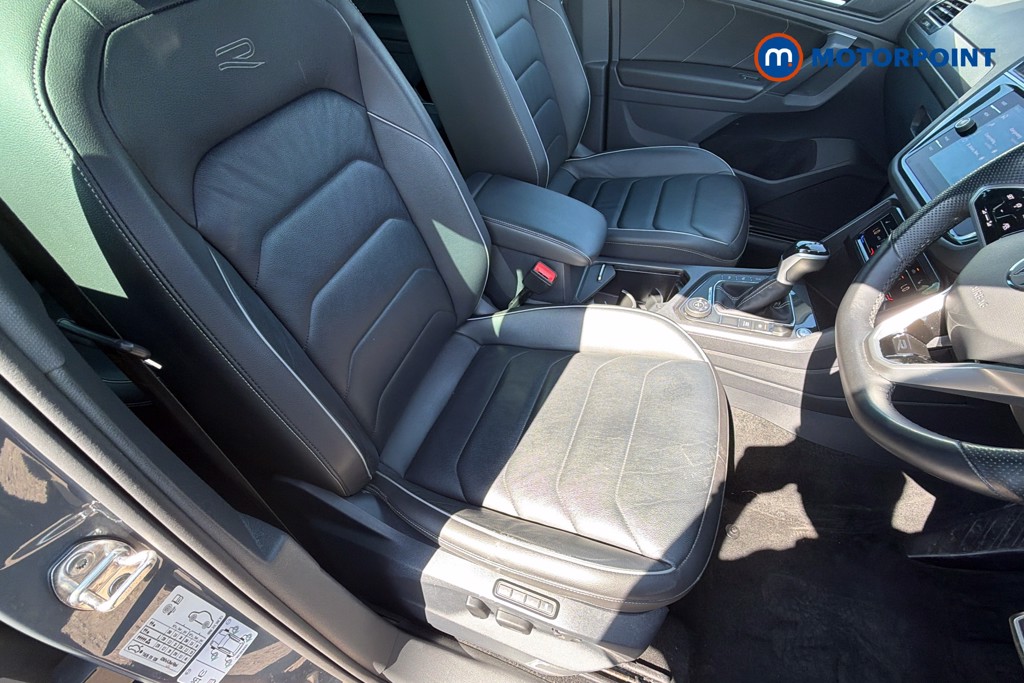Volkswagen Tiguan R-Line Automatic Petrol SUV - Stock Number (1645662) - 22nd supplementary image
