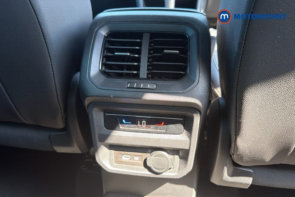 Volkswagen Tiguan R-Line Automatic Petrol SUV - Stock Number (1645662) - 30th supplementary image