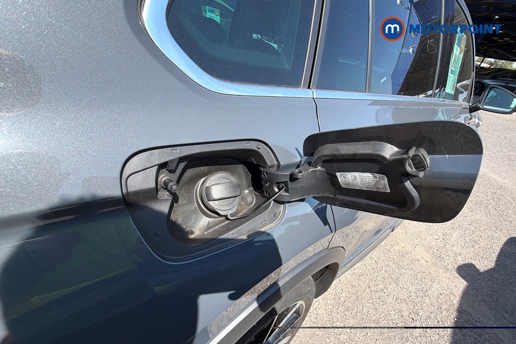 Volkswagen Tiguan R-Line Automatic Petrol SUV - Stock Number (1645662) - 41st supplementary image