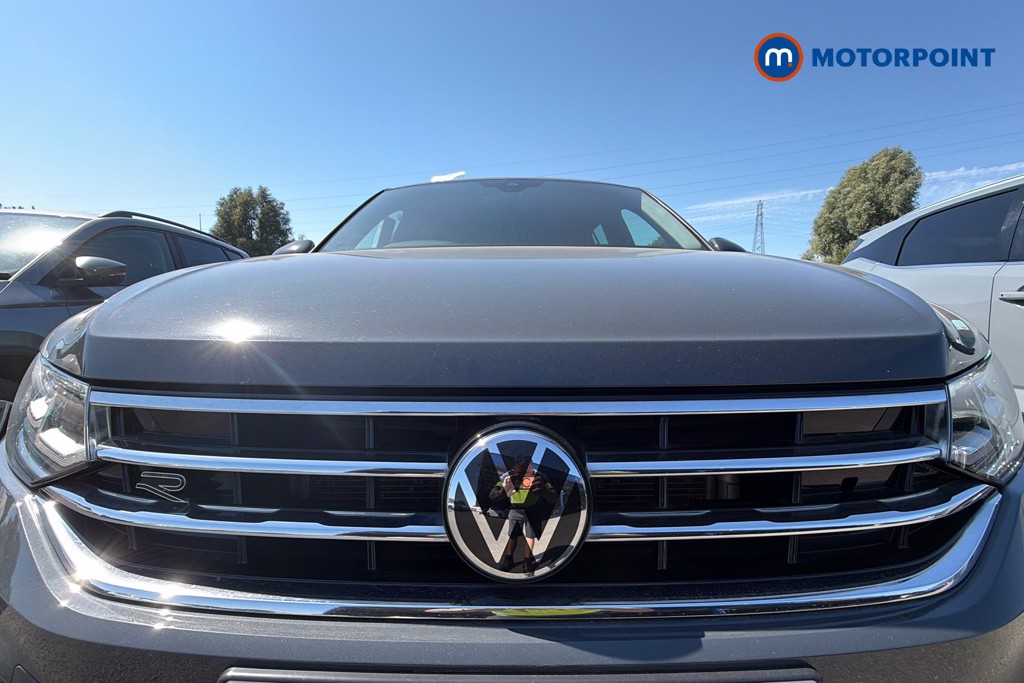 Volkswagen Tiguan R-Line Automatic Petrol SUV - Stock Number (1645662) - 45th supplementary image