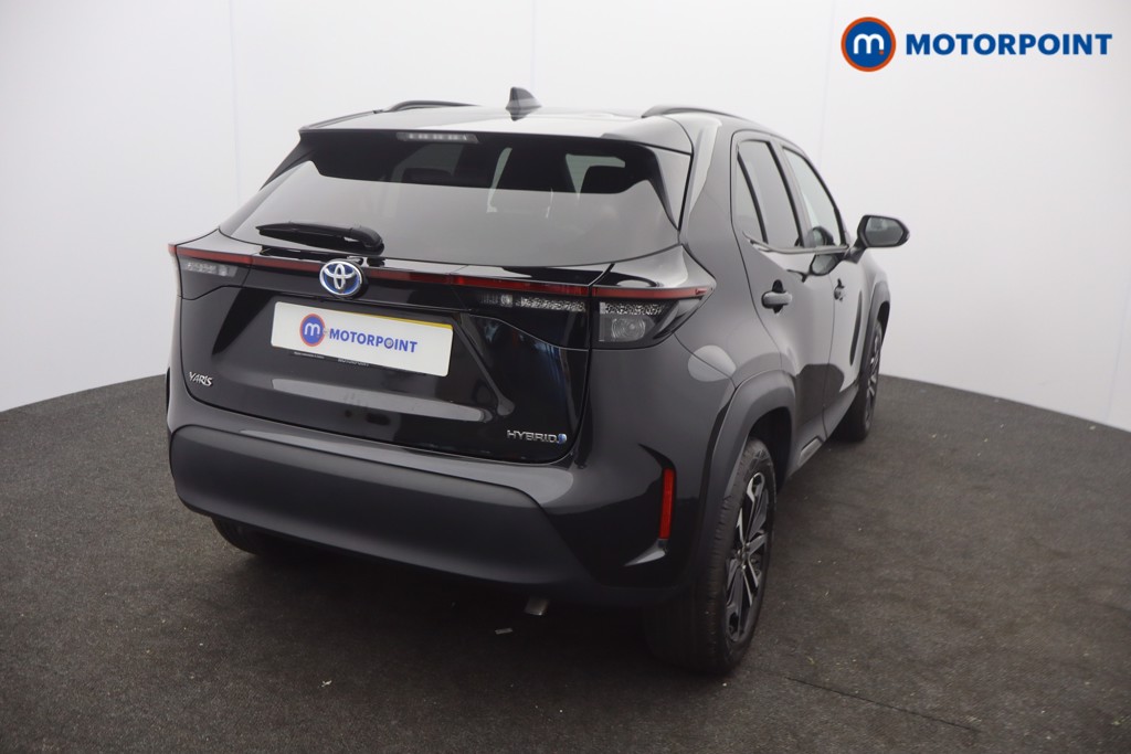 Toyota Yaris Cross Design Automatic Petrol-Electric Hybrid Estate - Stock Number (1650408) - 2nd supplementary image
