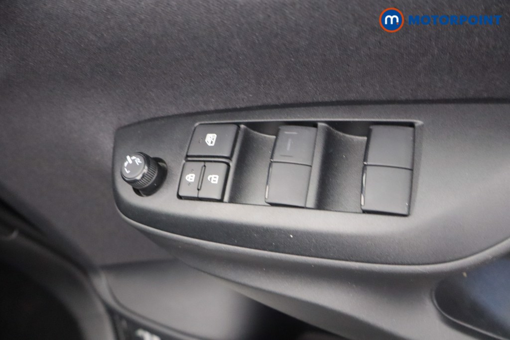Toyota Yaris Cross Design Automatic Petrol-Electric Hybrid Estate - Stock Number (1650408) - 10th supplementary image