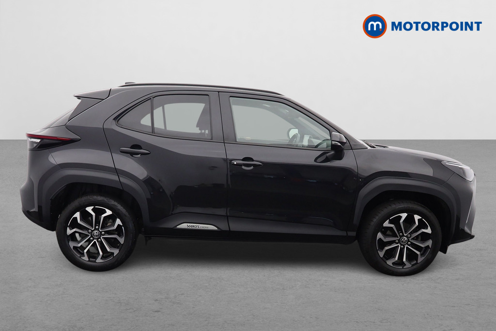 Toyota Yaris Cross Design Automatic Petrol-Electric Hybrid Estate - Stock Number (1650408) - Drivers side