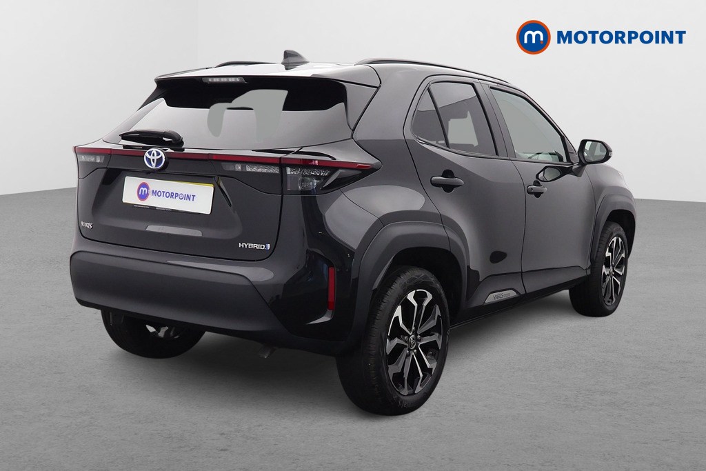 Toyota Yaris Cross Design Automatic Petrol-Electric Hybrid Estate - Stock Number (1650408) - Drivers side rear corner