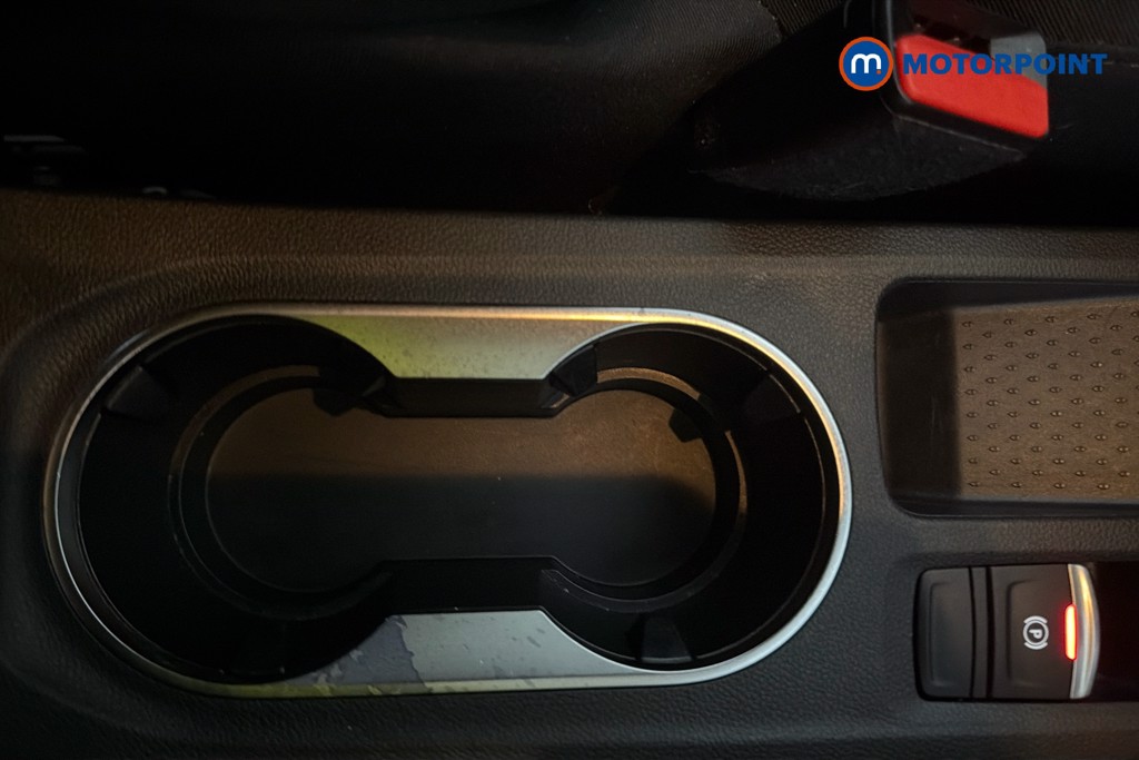 Renault Captur Iconic Automatic Petrol SUV - Stock Number (1650604) - 16th supplementary image