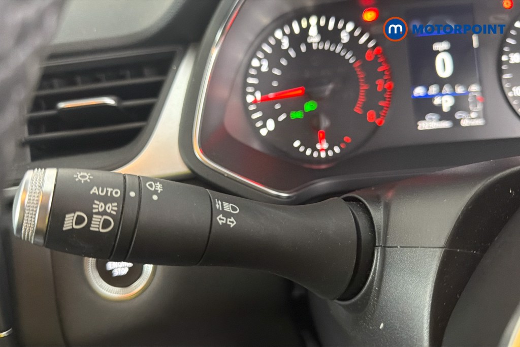 Renault Captur Iconic Automatic Petrol SUV - Stock Number (1650604) - 18th supplementary image