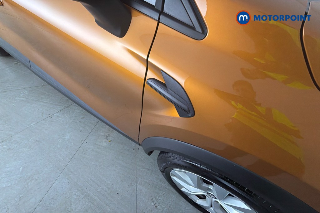 Renault Captur Iconic Automatic Petrol SUV - Stock Number (1650604) - 46th supplementary image