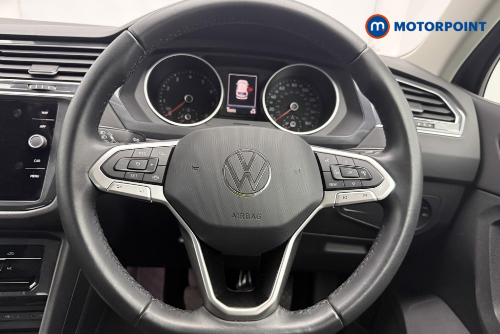Volkswagen Tiguan Life Manual Petrol SUV - Stock Number (1652051) - 5th supplementary image