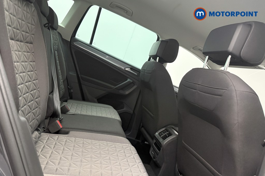 Volkswagen Tiguan Life Manual Petrol SUV - Stock Number (1652051) - 9th supplementary image