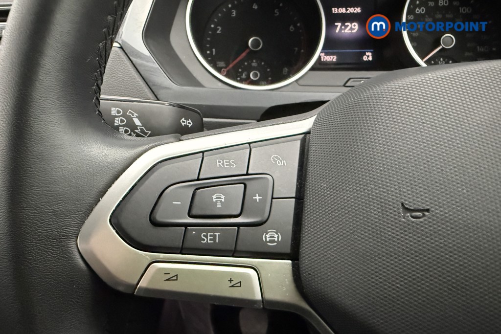 Volkswagen Tiguan Life Manual Petrol SUV - Stock Number (1652051) - 14th supplementary image
