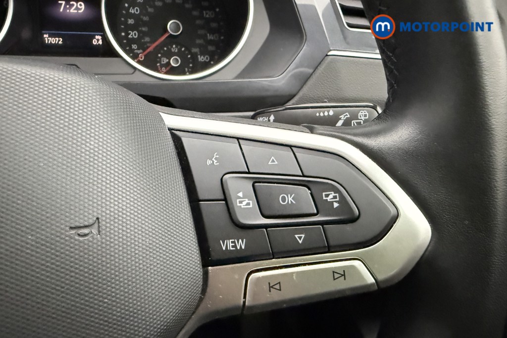 Volkswagen Tiguan Life Manual Petrol SUV - Stock Number (1652051) - 15th supplementary image