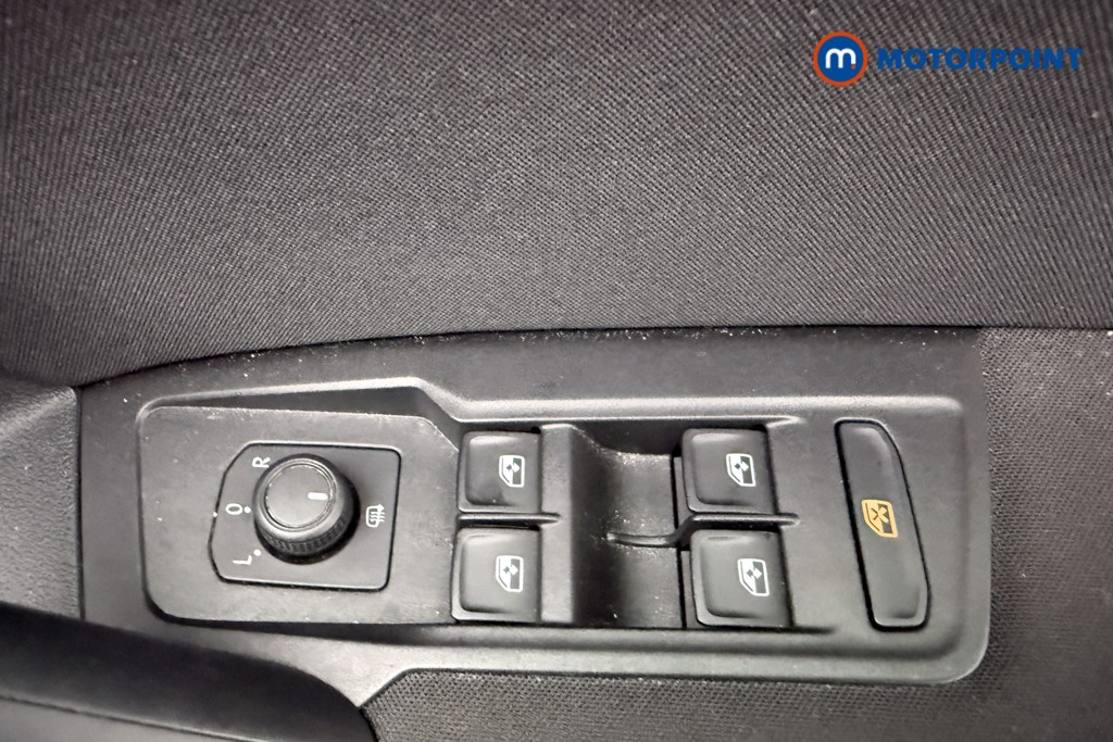 Volkswagen Tiguan Life Manual Petrol SUV - Stock Number (1652051) - 19th supplementary image