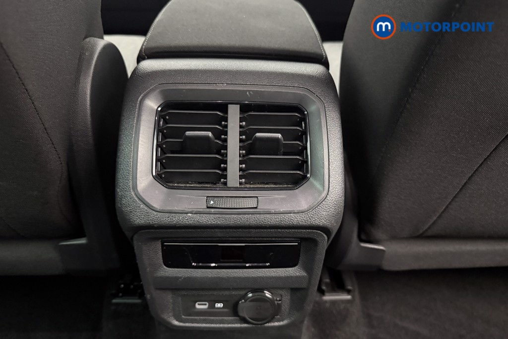 Volkswagen Tiguan Life Manual Petrol SUV - Stock Number (1652051) - 22nd supplementary image