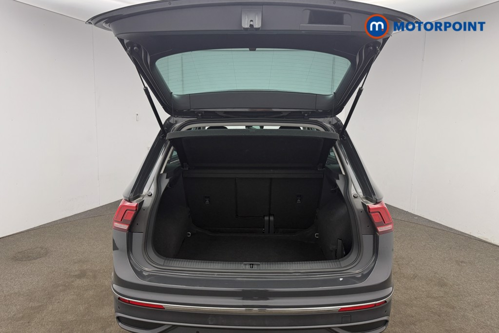 Volkswagen Tiguan Life Manual Petrol SUV - Stock Number (1652051) - 23rd supplementary image