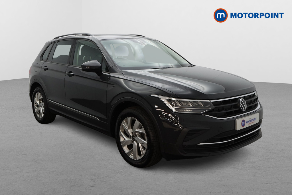 Volkswagen Tiguan Life Manual Petrol SUV - Stock Number (1652051) - Drivers side front corner