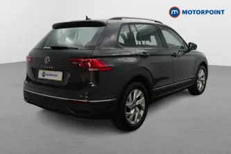Volkswagen Tiguan Life Manual Petrol SUV - Stock Number (1652051) - Drivers side rear corner