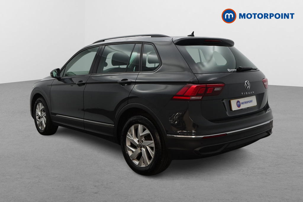 Volkswagen Tiguan Life Manual Petrol SUV - Stock Number (1652051) - Passenger side rear corner