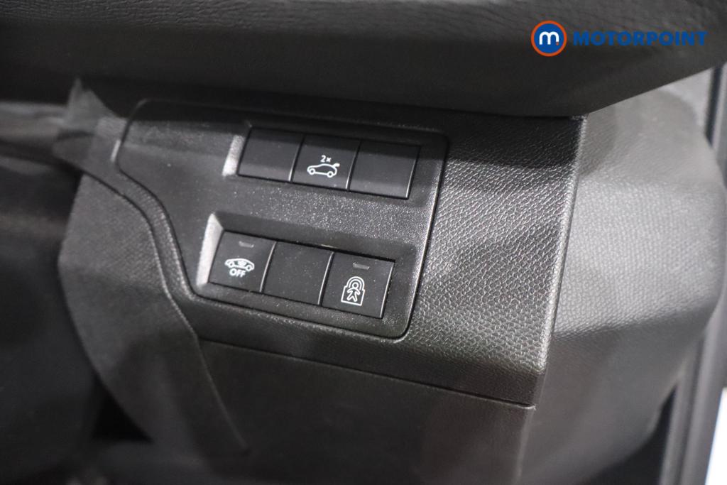 Peugeot 3008 Gt Line Premium Manual Diesel SUV - Stock Number (1652614) - 12th supplementary image