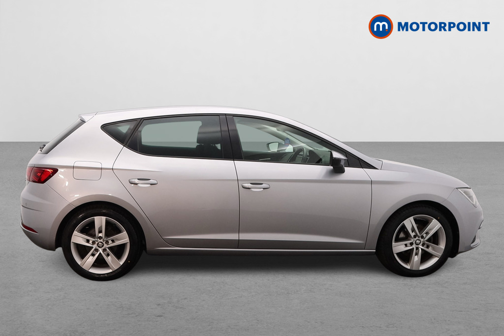 Seat Leon FR Manual Petrol Hatchback - Stock Number (1653503) - Drivers side