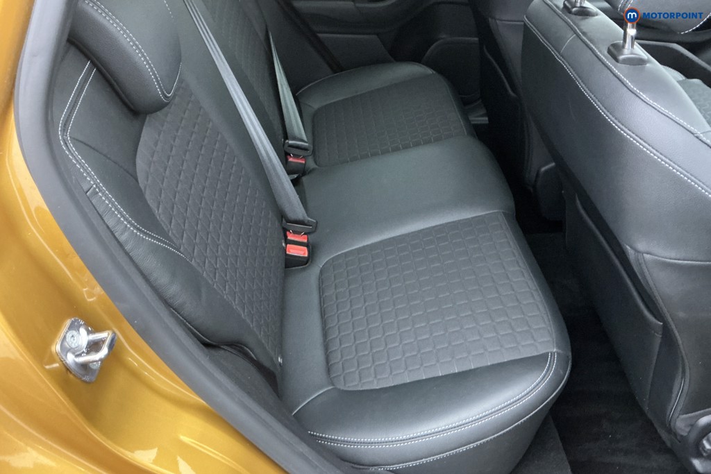Ford Fiesta Active X Manual Petrol Hatchback - Stock Number (1656231) - 4th supplementary image