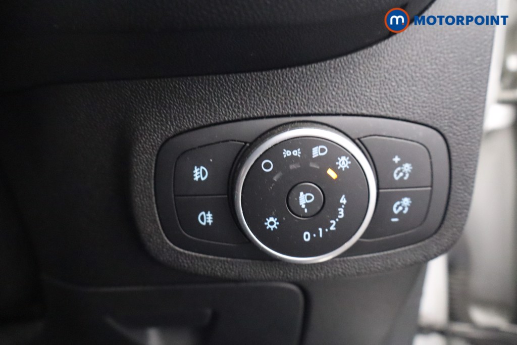 Ford Fiesta Zetec Manual Petrol Hatchback - Stock Number (1656861) - 11th supplementary image