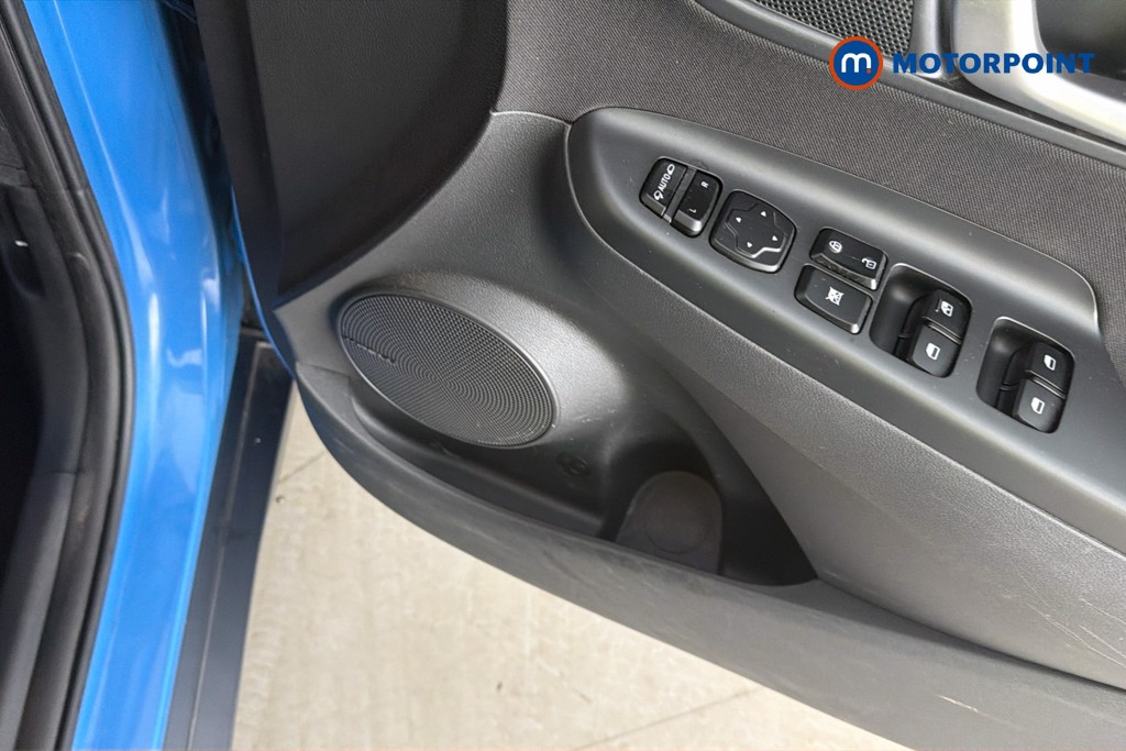 Hyundai Kona Premium Manual Petrol SUV - Stock Number (1657162) - 21st supplementary image