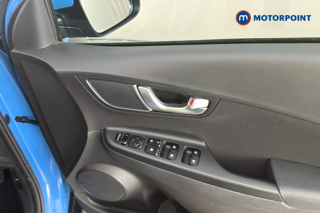 Hyundai Kona Premium Manual Petrol SUV - Stock Number (1657162) - 42nd supplementary image