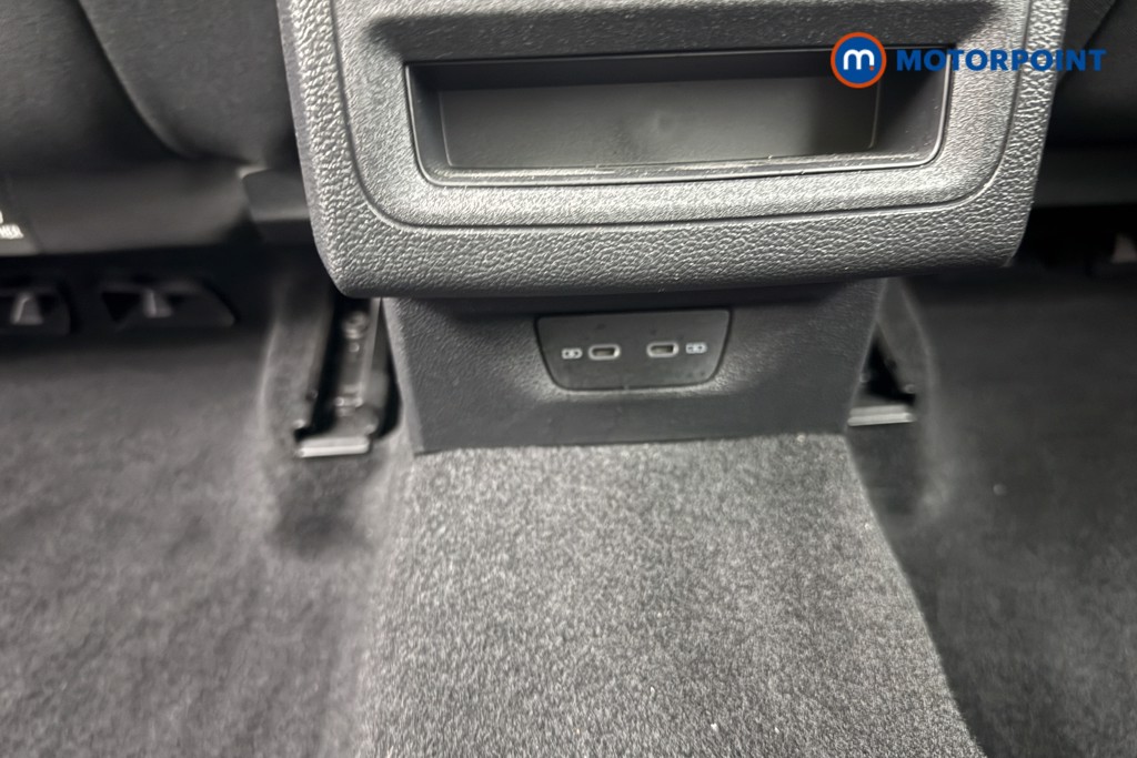 Volkswagen Golf Life Manual Petrol Hatchback - Stock Number (1657804) - 10th supplementary image