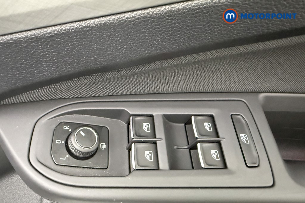 Volkswagen Golf Life Manual Petrol Hatchback - Stock Number (1657804) - 16th supplementary image