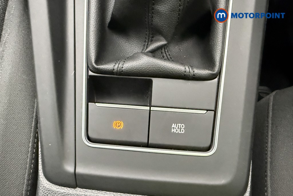 Volkswagen Golf Life Manual Petrol Hatchback - Stock Number (1657804) - 24th supplementary image