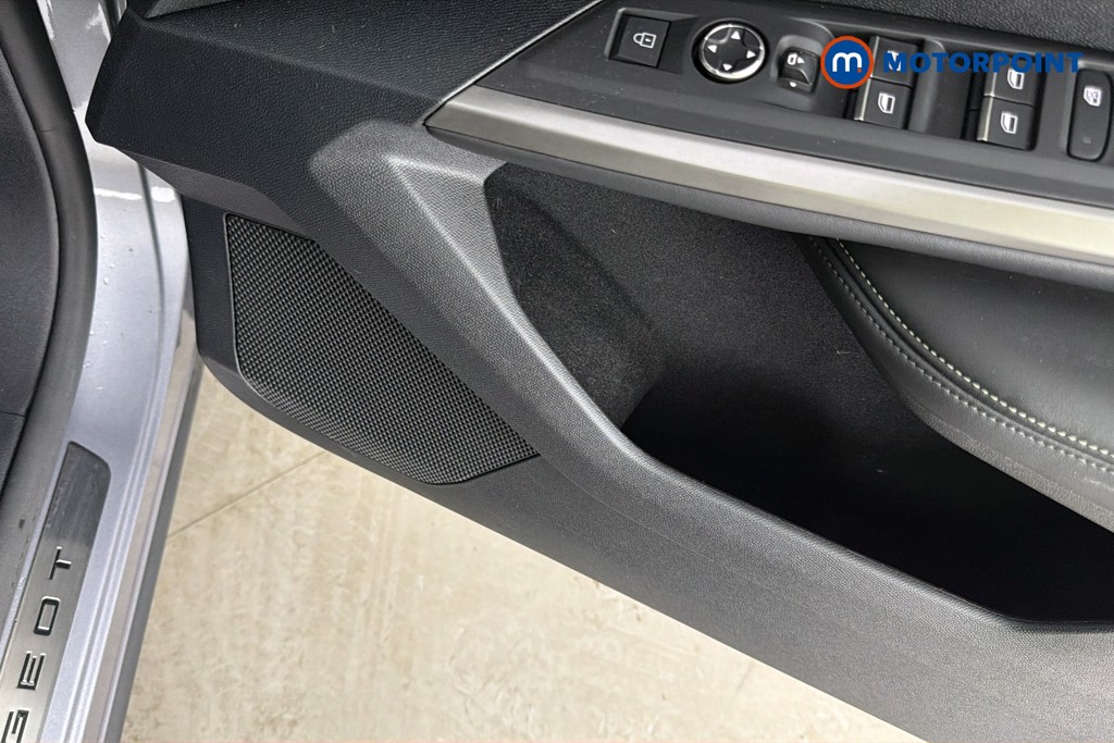 Peugeot 5008 GT Automatic Electric SUV - Stock Number (1658790) - 21st supplementary image