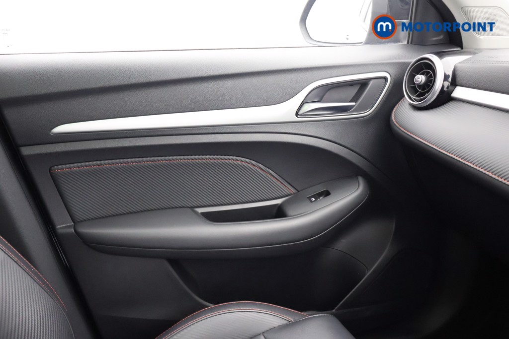 Mg Motor Uk ZS Exclusive Manual Petrol SUV - Stock Number (1659117) - 16th supplementary image