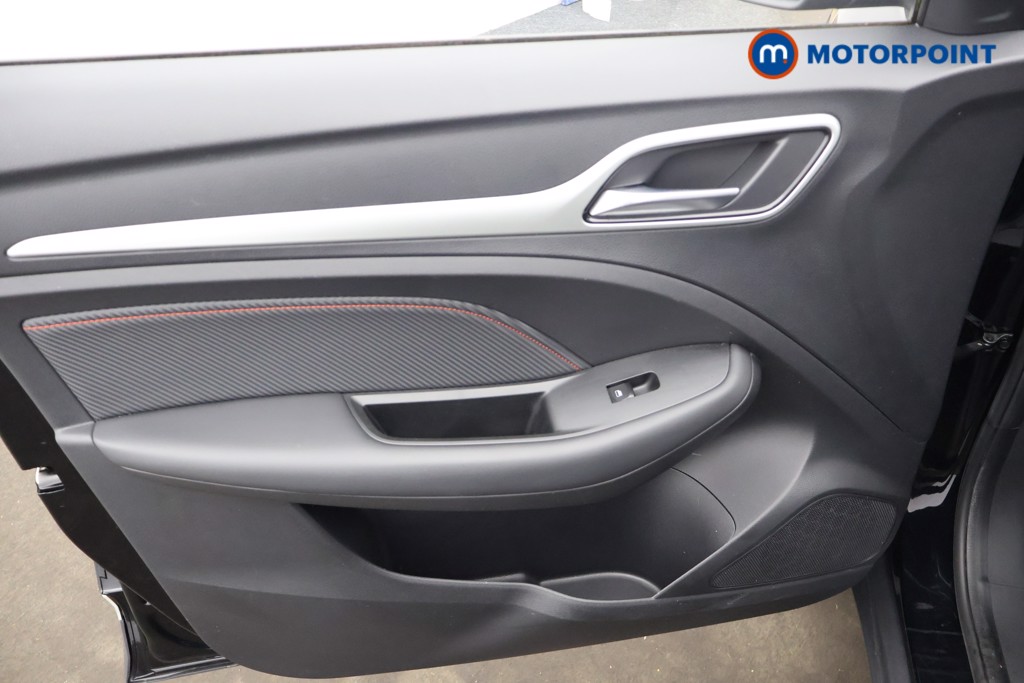 Mg Motor Uk ZS Exclusive Manual Petrol SUV - Stock Number (1659117) - 29th supplementary image