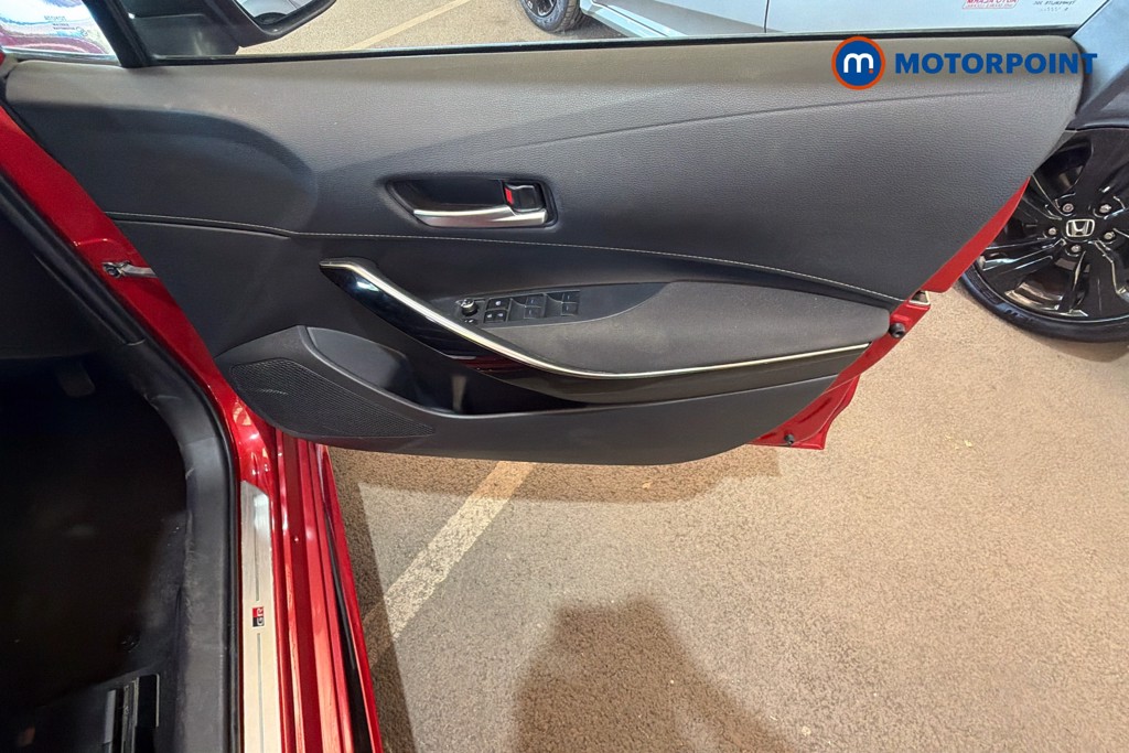 Toyota Corolla Gr Sport Automatic Petrol-Electric Hybrid Hatchback - Stock Number (1659778) - 19th supplementary image