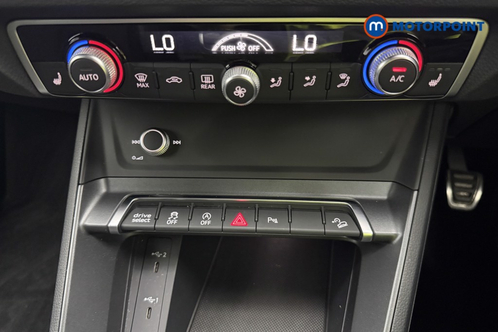 Audi Q3 S Line Manual Petrol SUV - Stock Number (1661175) - 30th supplementary image